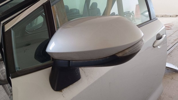 Toyota Corolla E210