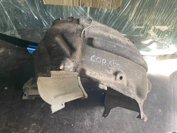 Toyota Corolla E210 sedan jobb első dobbetét