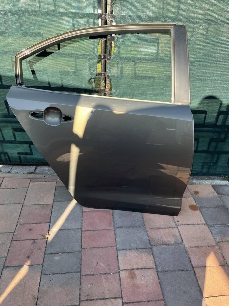 Toyota Corolla E21 Sedan 18- ajt� jobb h�ts�