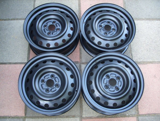 Toyota Corolla Mazda 2 Hyundai i20 Bayon Kia Rio felni aclfelni 15"