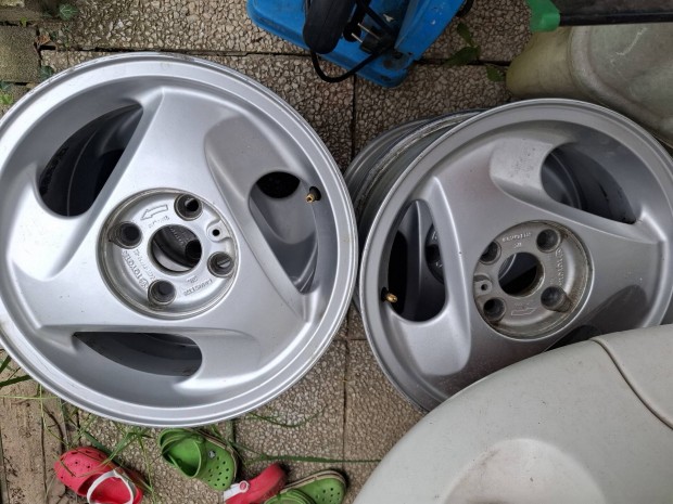 Toyota Corolla Ronal gyári alufelni