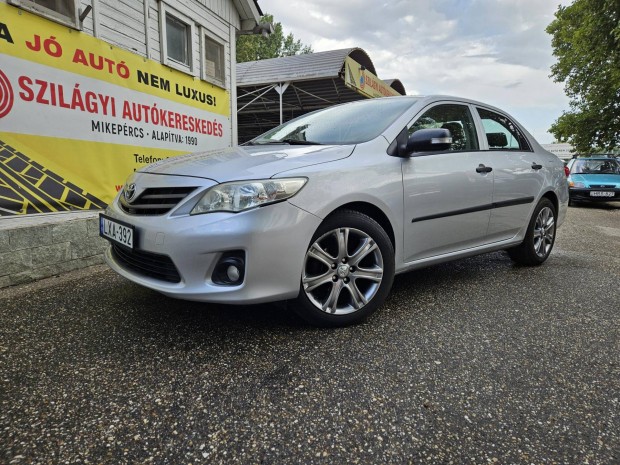 Toyota Corolla Sedan 1.33 ITT s Most Akci!!!