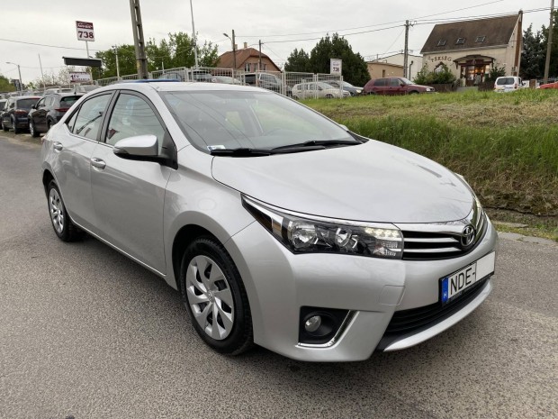 Toyota Corolla Sedan 1.33 Lounge Magyar! Akár 2...