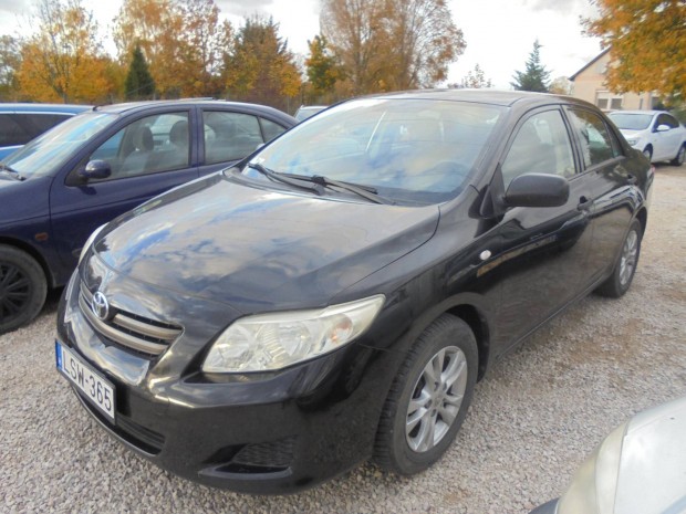 Toyota Corolla Sedan 1.33 Luna Magyarorsz�gi.SZ...