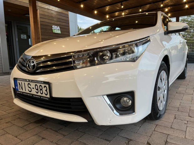 Toyota Corolla Sedan 1.4 D-4D Active Trend Áfás...