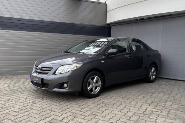 Toyota Corolla Sedan 1.4 D-4D Garanci�val!