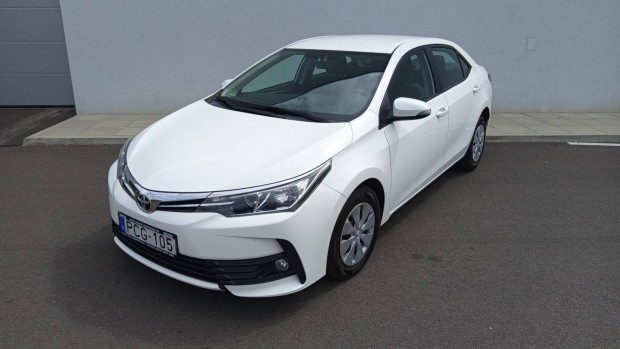 Toyota Corolla Sedan 1.4 D-4D Live Magyaro-i.1t...