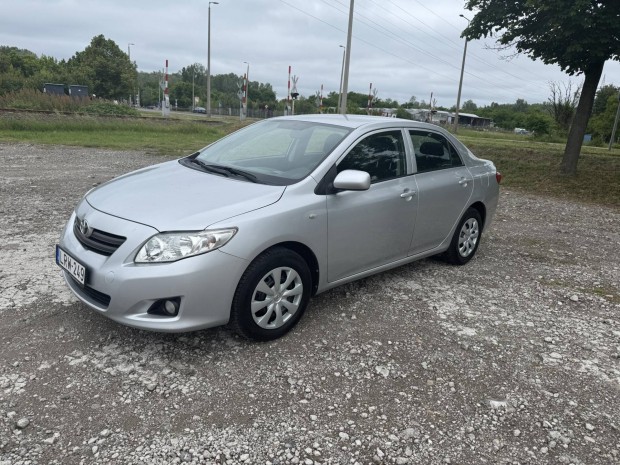 Toyota Corolla Sedan 1.4 Luna magyarországi!