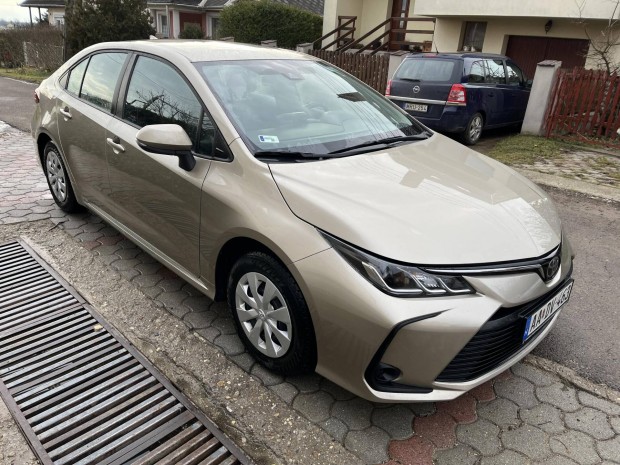 Toyota Corolla Sedan 1.5 Active Magyarországi....