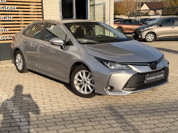 Toyota Corolla Sedan 1.5 Comfort Mo.-i. 1 tulaj...