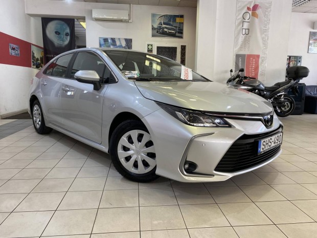 Toyota Corolla Sedan 1.6 Active Business 1év GA...