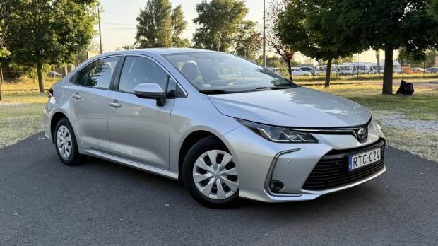 Toyota Corolla Sedan 1.6 Active Business Első T...