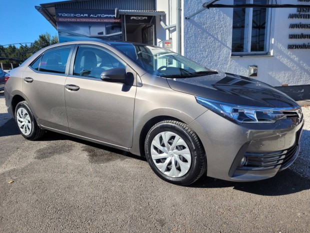 Toyota Corolla Sedan 1.6 Active Comfort Magyaro...