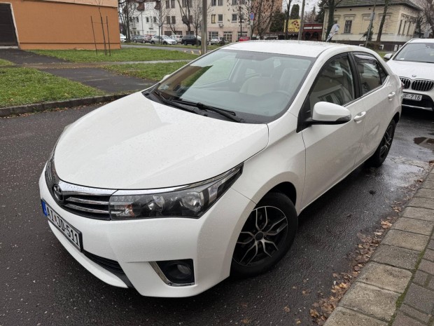 Toyota Corolla Sedan 1.6 Active (Automata) Magy...