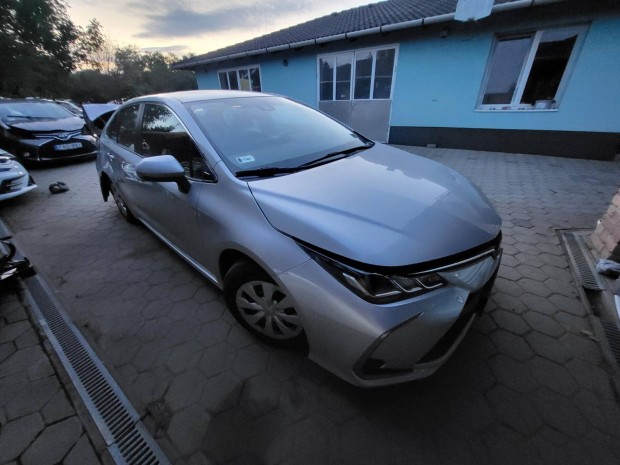 Toyota Corolla Sedan 1.6 Comfort Style Tech Mag...