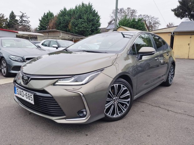 Toyota Corolla Sedan 1.6 Executive VIP Magyar V...