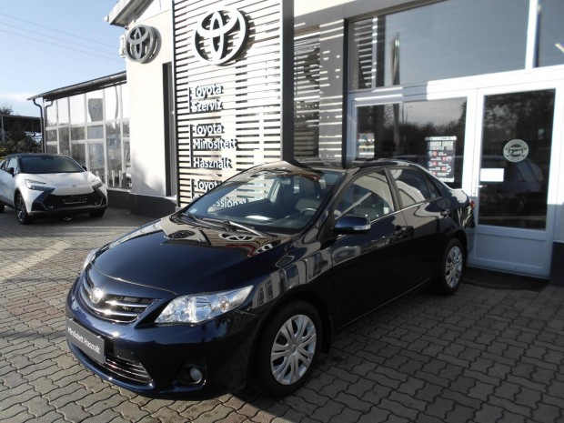 Toyota Corolla Sedan 1.6 Luna