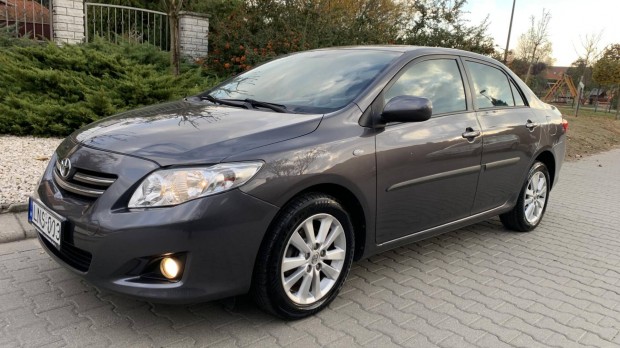 Toyota Corolla Sedan 1.6 Luna Magyarorszgi!GAR...