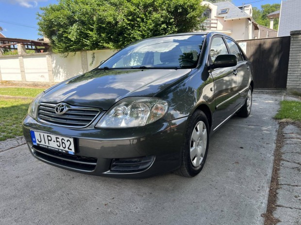 Toyota Corolla Sedan 1.6 Sol Szép Állapot.Tökél...
