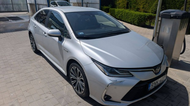Toyota Corolla Sedan 1.8 Hybrid Executive e-CVT