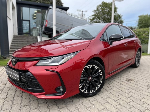 Toyota Corolla Sedan 1.8 Hybrid GR-Sport e-CVT