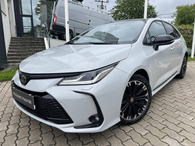 Toyota Corolla Sedan 1.8 Hybrid GR-Sport e-CVT