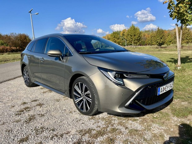 Toyota Corolla Touring Sports 1.8 Hybrid Comfor...