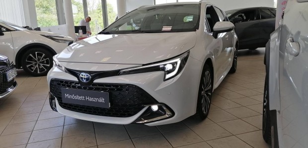 Toyota Corolla Touring Sports 1.8 Hybrid Style...