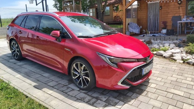 Toyota Corolla Touring Sports 2.0 Hybrid Execut...