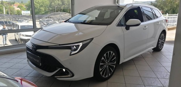 Toyota Corolla Touring Sports 2.0 Hybrid Style...