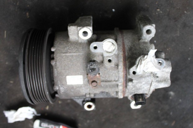 Toyota Corolla Verso2 -2003 klmakompresszor