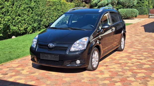 Toyota Corolla Verso 1.6 Fullmoon Első tulajdon...