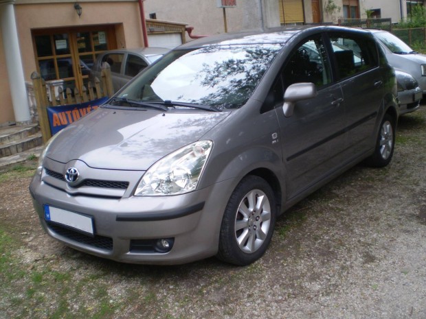 Toyota Corolla Verso 1.8 Linea Sol Legfelszerel...