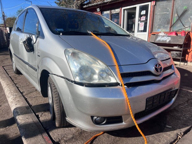 Toyota Corolla Verso 1.8i (2004) 1ZZ Alkatrszek #M3281