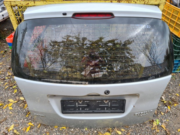 Toyota Corolla Verso 2001-2004-ig csomagtrajt veggel