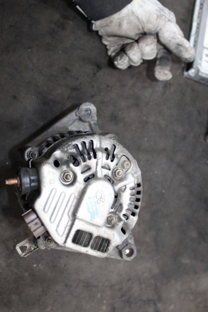Toyota Corolla Verso 2004-2009 generátor 27060-22130