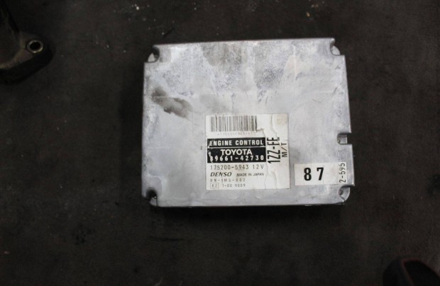 Toyota Corolla Verso 2004-2009 motorvezérlő 89661-42730