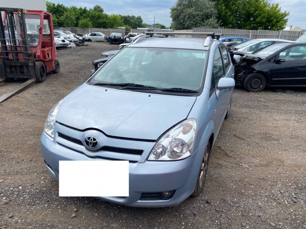 Toyota Corolla Verso 2005 2.2 dzel bontott minden alkatrsze elad