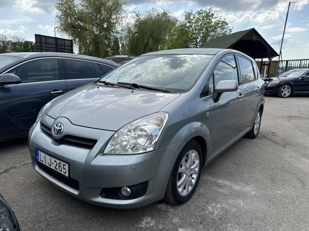 Toyota Corolla Verso 2.2 D-4D Linea Sol