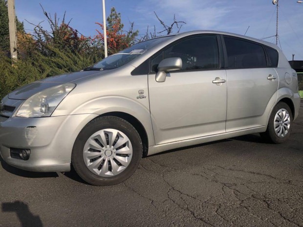 Toyota Corolla Verso 2.2 D-CAT Linea Sol