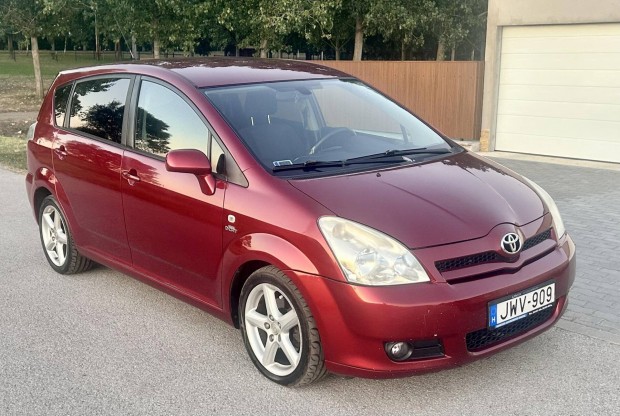 Toyota Corolla Verso 2.2 D-CAT Linea Sol Rozsda...