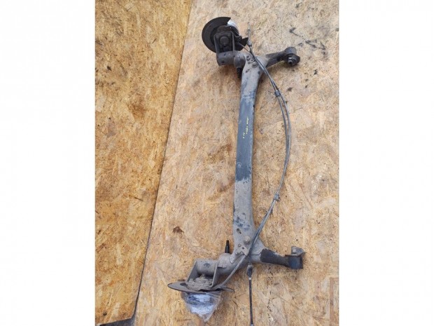 Toyota Corolla Verso ( 2005-2009) H�ts� H�d