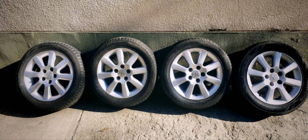 Toyota Corolla Verso gyri alufelni.