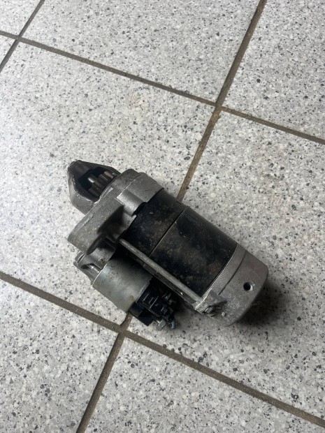 Toyota Corolla Verso önindító
