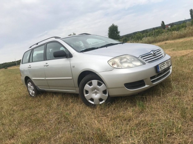 Toyota Corolla Wagon kombi, 1,4 dízel, 90 le