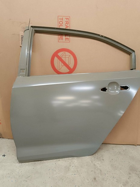 Toyota Corolla bal h�ts� ajt�, gy�ri �j �llapotban elad�!