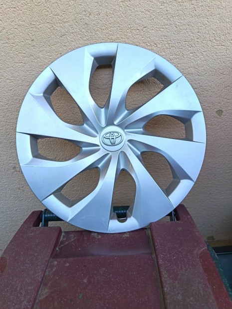 Toyota Corolla dsztrcsa 17`