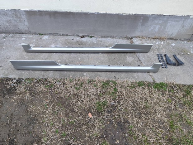 Toyota Corolla e12 küszöb spoiler.