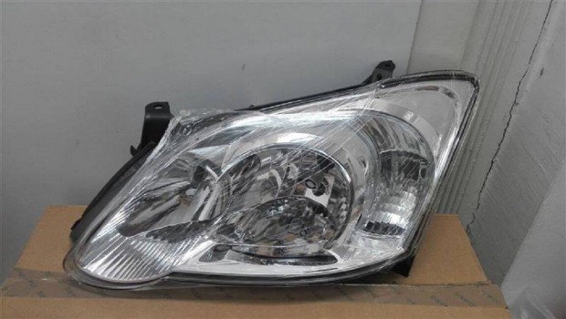 Toyota Corolla f�nysz�r� bal 2004 -> 2006 (H7,H7)