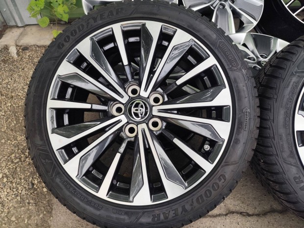 Toyota Corolla gyári alufelni 5x114,3 17"